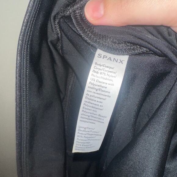 Spanx Faux Leather Leggings Black Size XL Sleek Slimming Flattering Casual - Picture 6 of 7